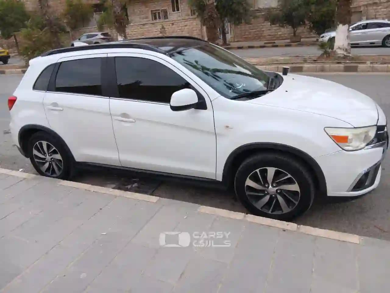 2019 متسوبيشي ASX - Image 2