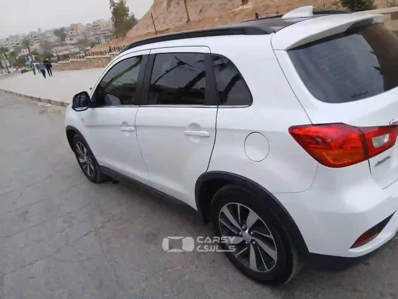 2019 متسوبيشي ASX - Image 4