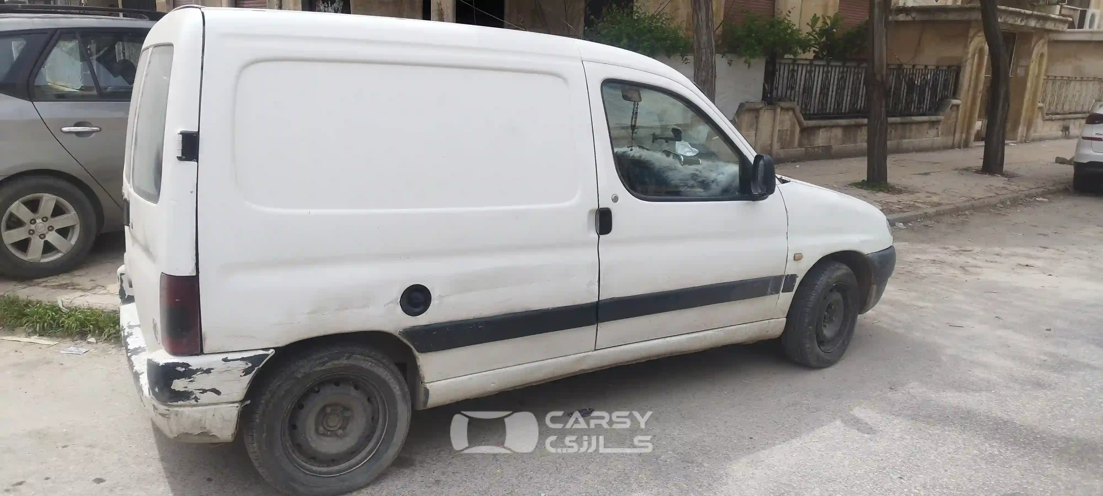 1999 بيجوت بارتنير - Image 2