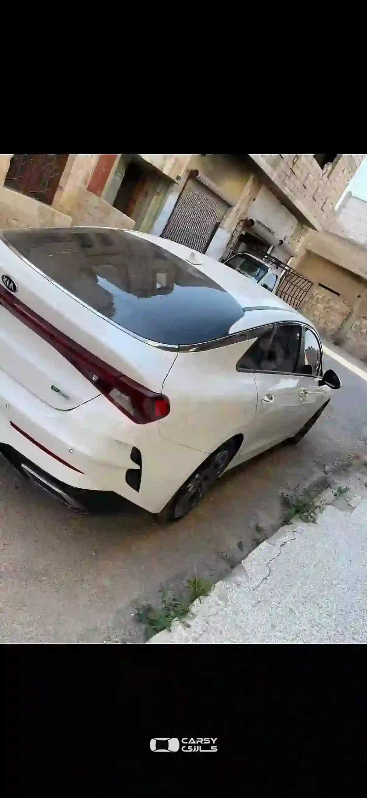 2021 كيا K5 - Image 4