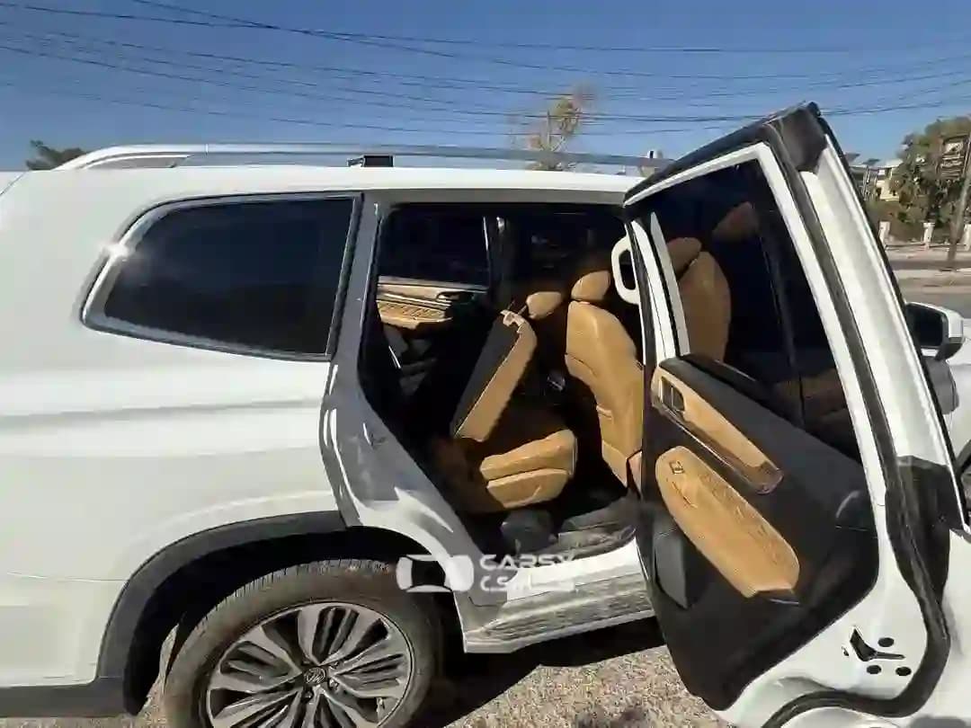 2022 أم جي سايبرستر - Image 3